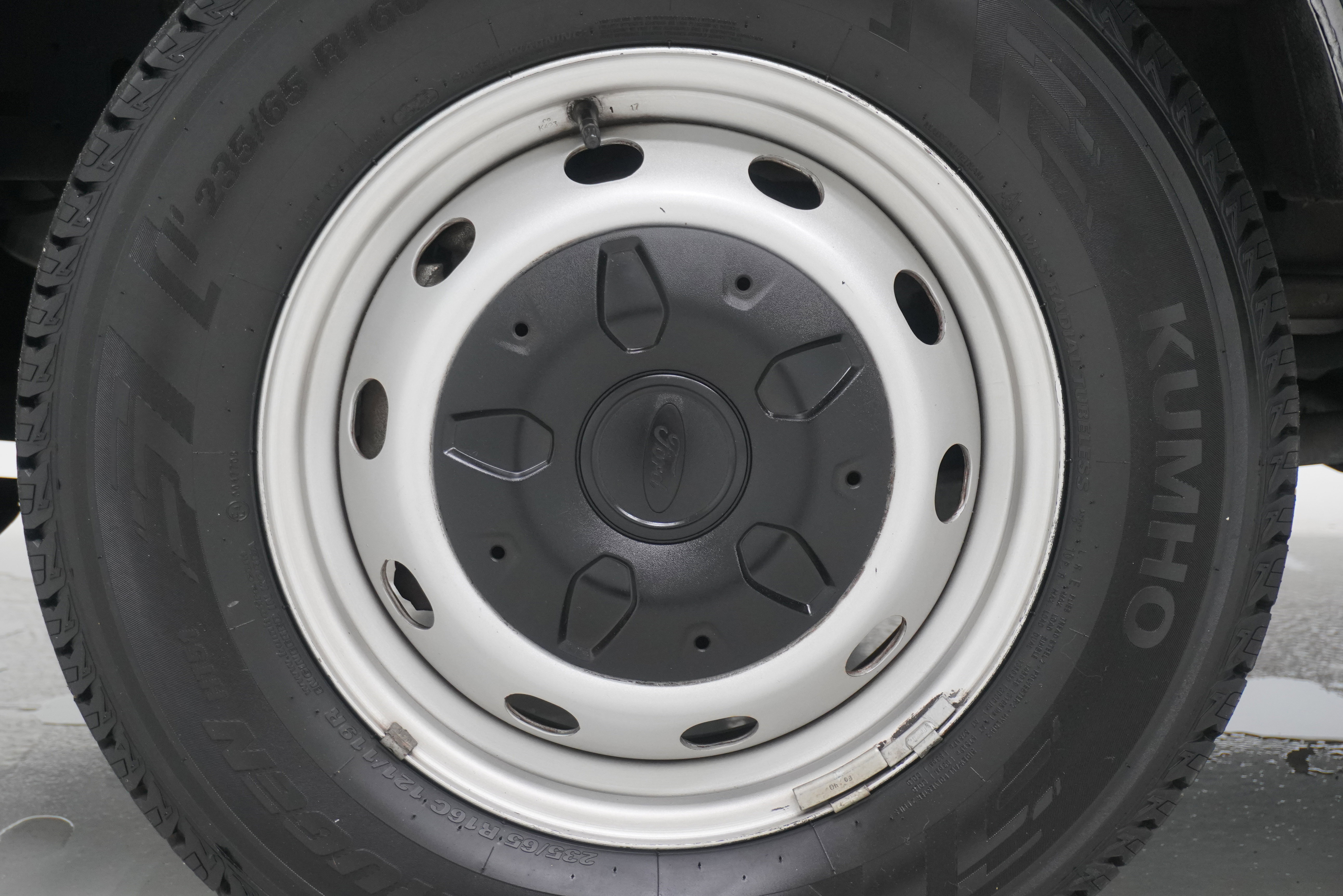 Used 2023 Ford Transit 350 XL RWD image 19