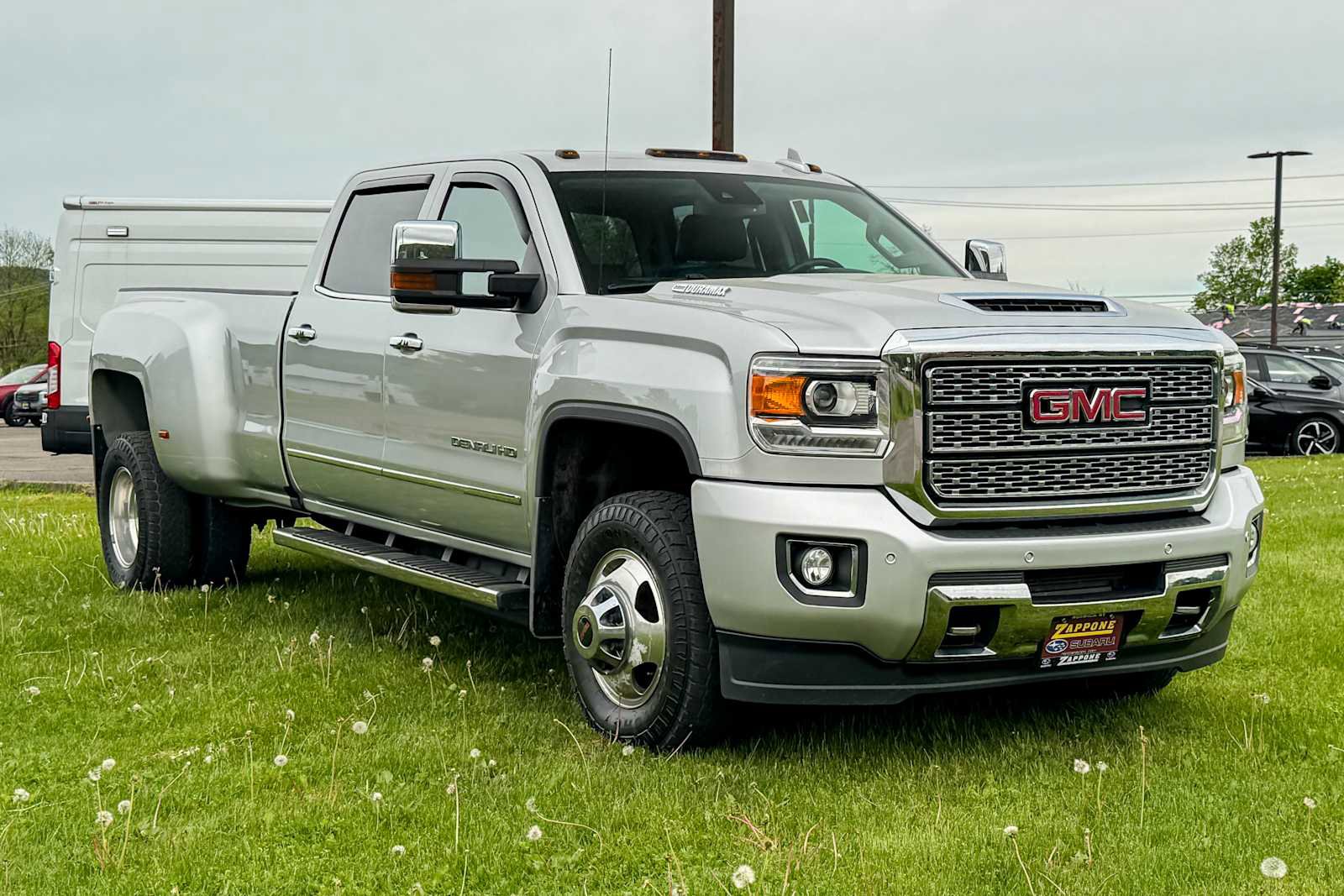 Used 2018 GMC Sierra 3500 Denali w/ Duramax Plus Package AWD/4WD image 1