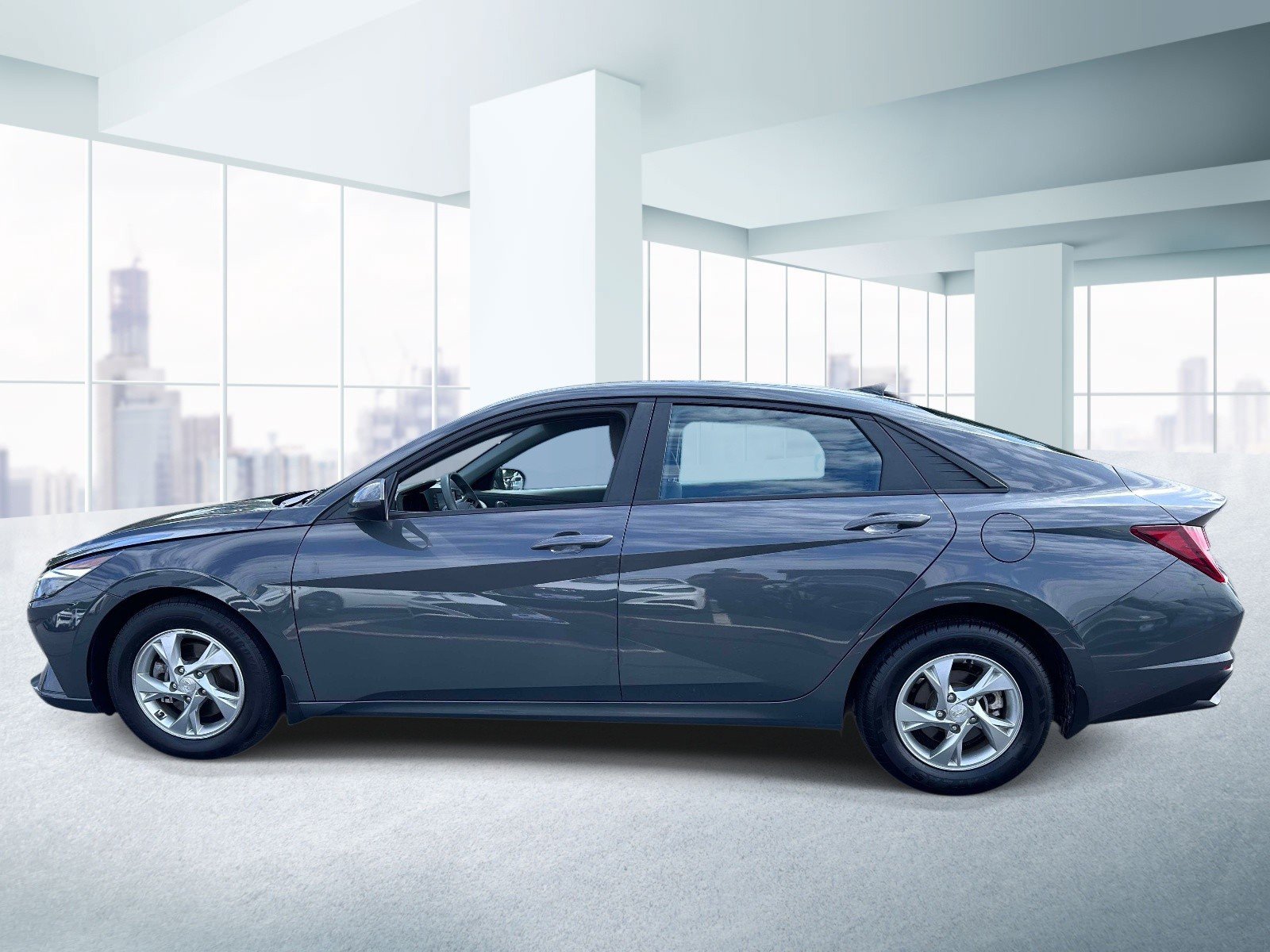 Used 2023 Hyundai Elantra SE FWD image 2