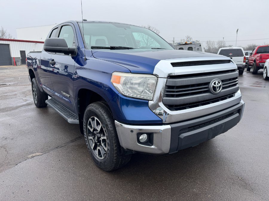 Used 2015 Toyota Tundra SR5 image 7