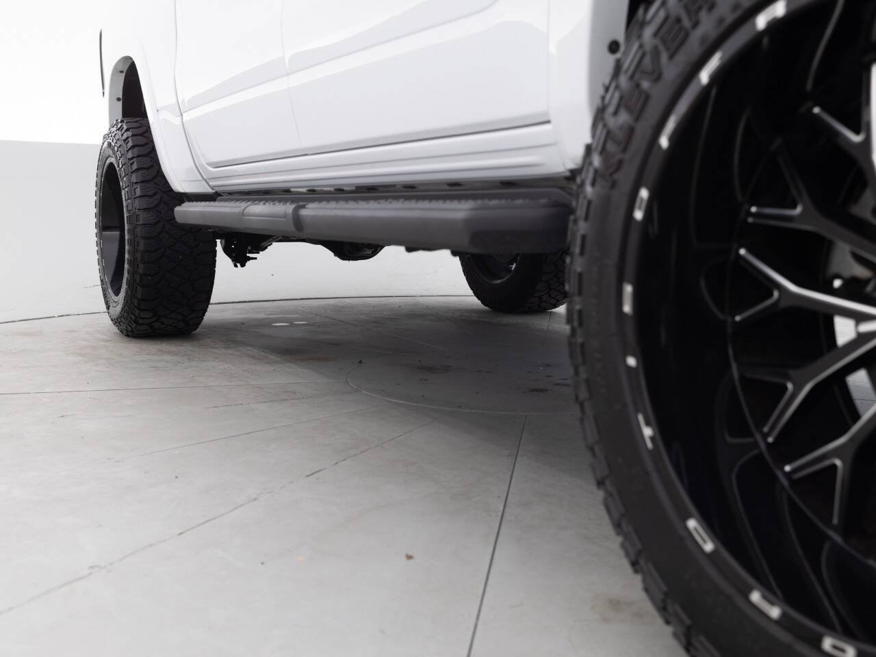 Used 2025 RAM 1500 Big Horn AWD/4WD image 23