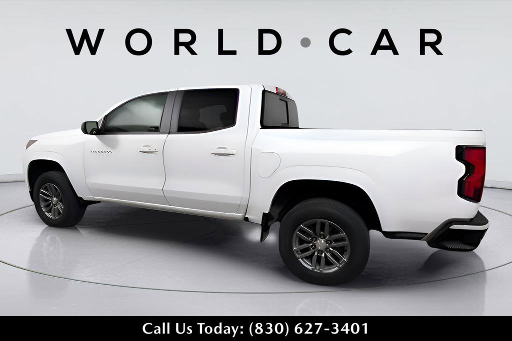 Used 2024 Chevrolet Colorado LT w/ LT Convenience Package image 6