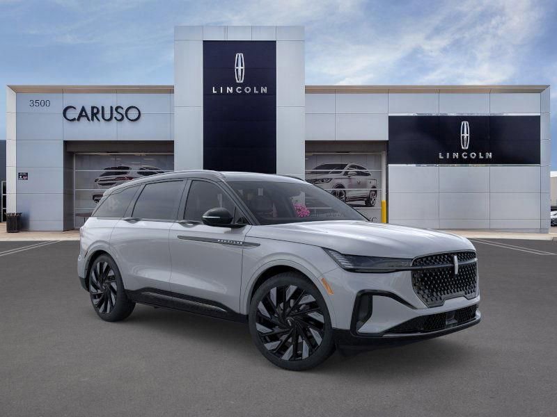 New 2026 Lincoln Nautilus Reserve w/ Jet Appearance Package image 7