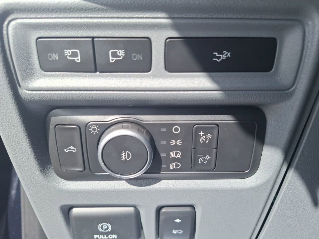 Used 2022 Ford F150 XLT w/ Equipment Group 302A High image 18