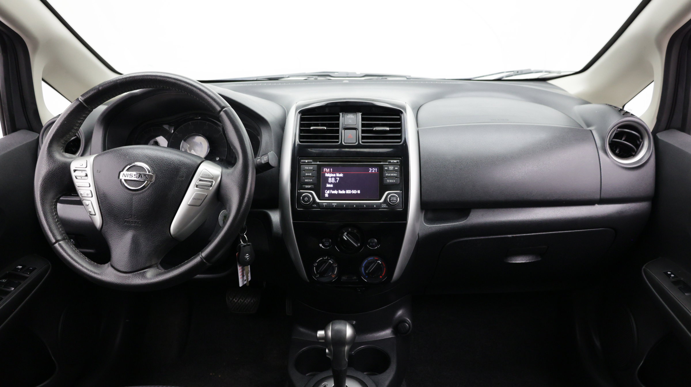 Used 2018 Nissan Versa Note SV FWD image 31