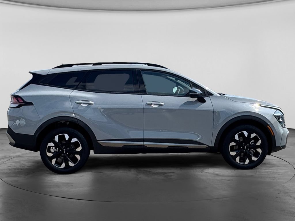 Used 2023 Kia Sportage X-Line AWD/4WD image 11