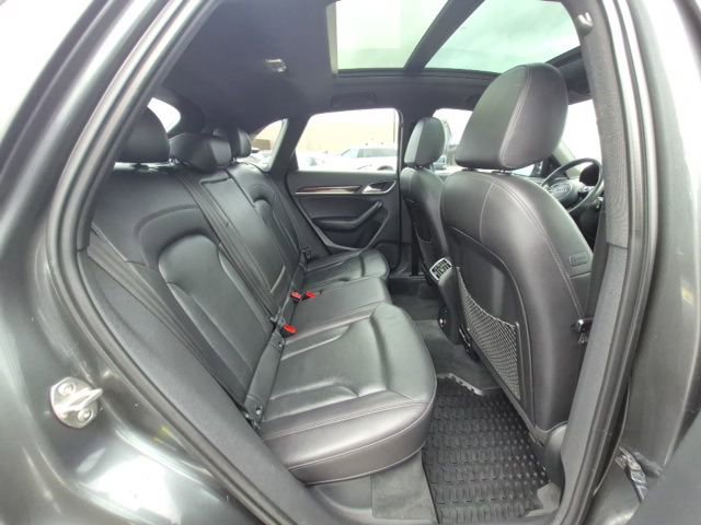 Used 2018 Audi Q3 2.0T Premium Plus w/ Premium Plus Package AWD/4WD image 17