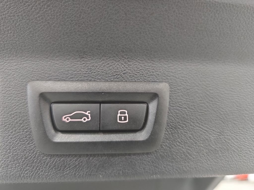 Used 2024 BMW X3 sDrive30i w/ Premium Package w/ZPA RWD image 29