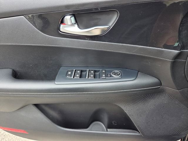 Used 2021 Kia Forte GT-Line FWD image 23