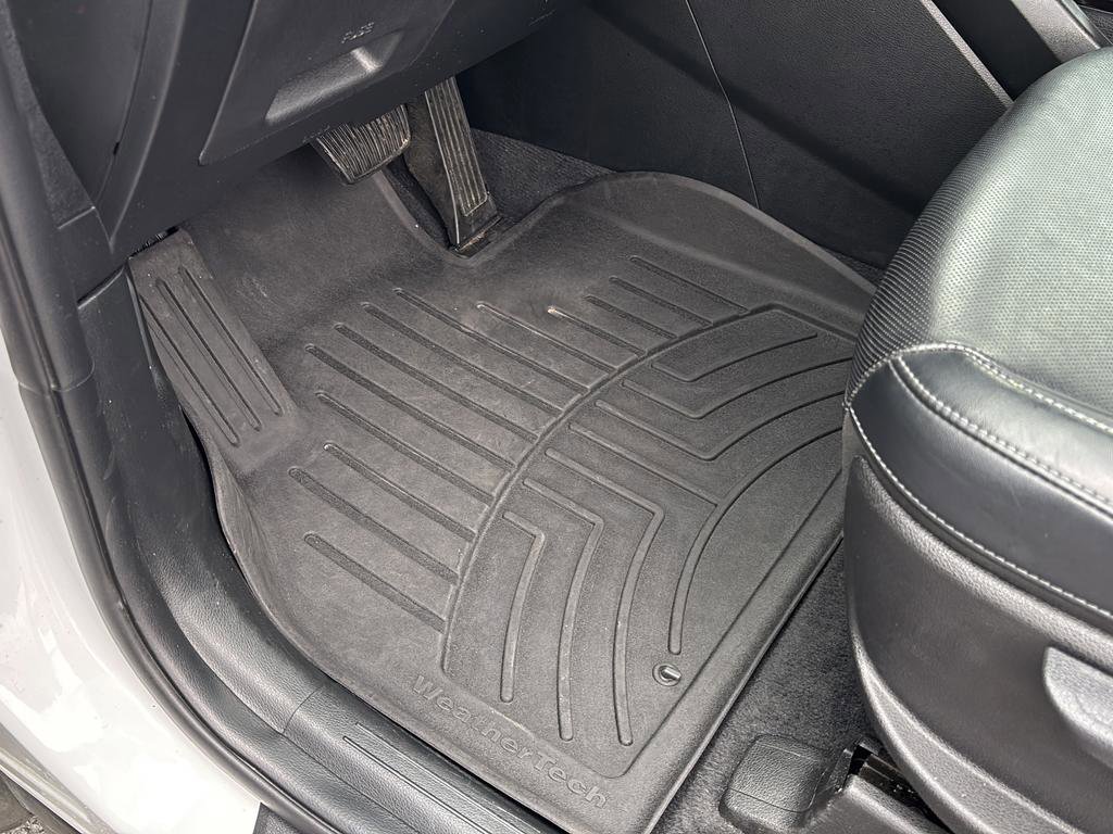 Used 2023 Kia Telluride LX image 17