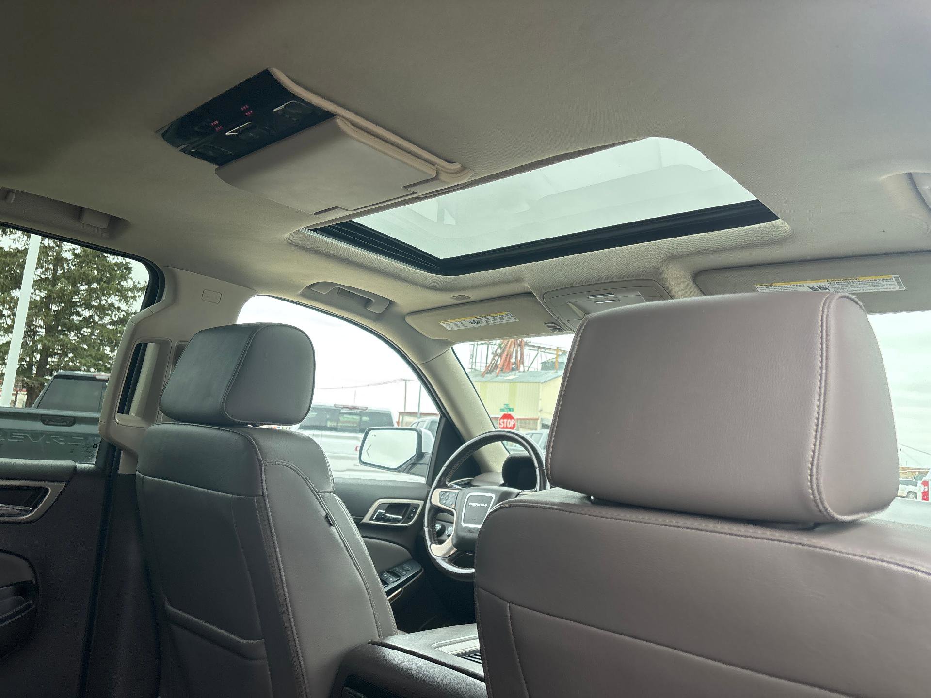 Used 2020 GMC Yukon XL Denali w/ Denali Premium Package image 41