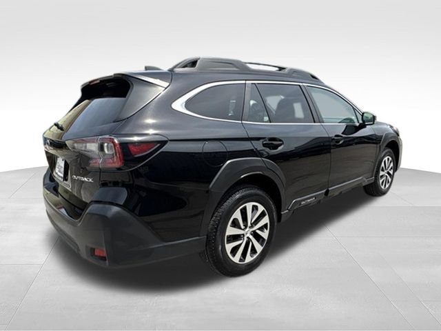 Used 2025 Subaru Outback Premium AWD/4WD image 7