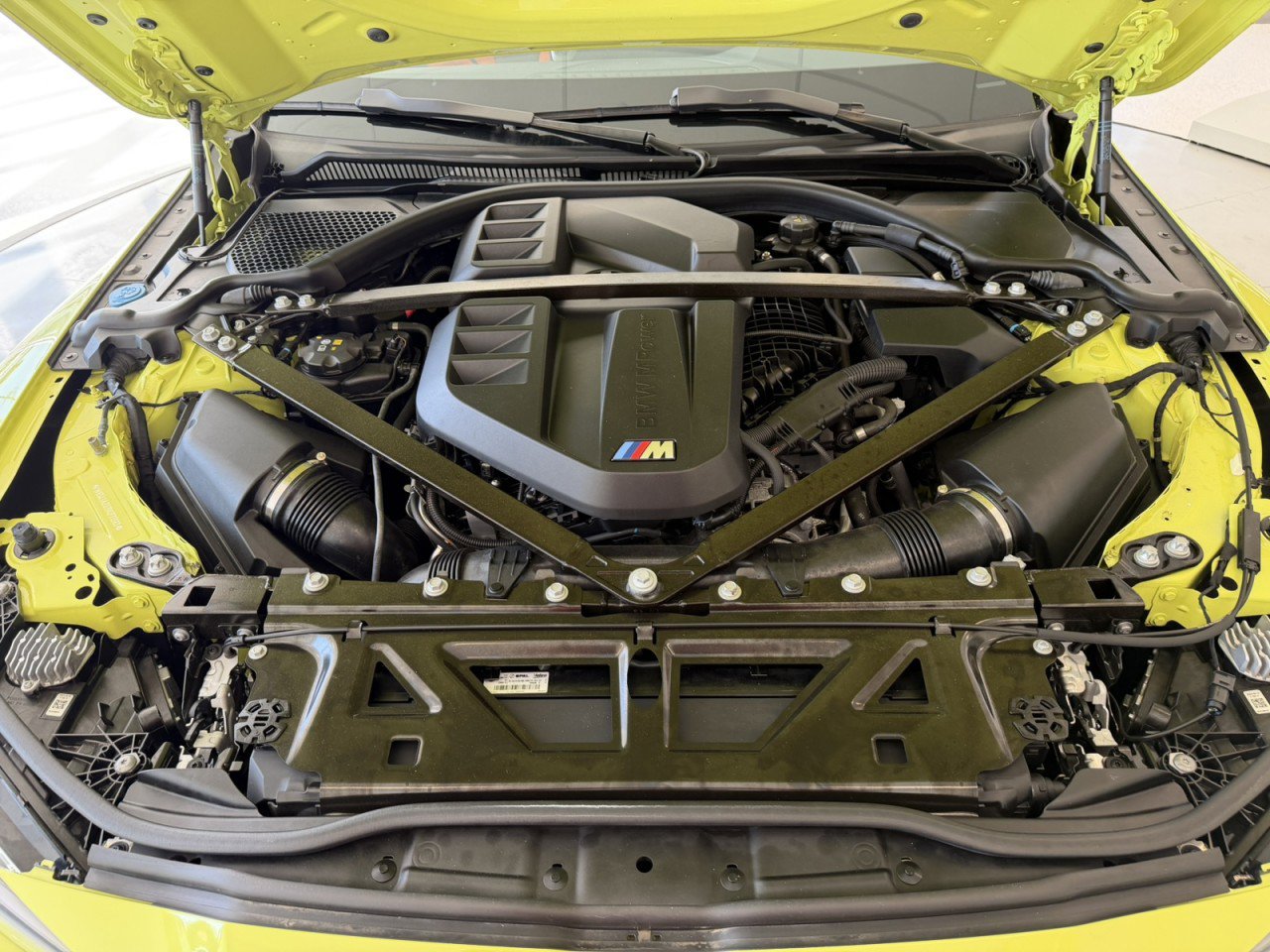 Used 2024 BMW M4 xDrive Competition w/ Parking Assistance Package AWD/4WD image 55