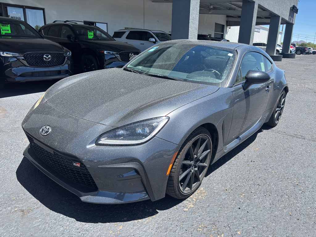 Used 2025 Toyota GR86 Premium RWD image 26