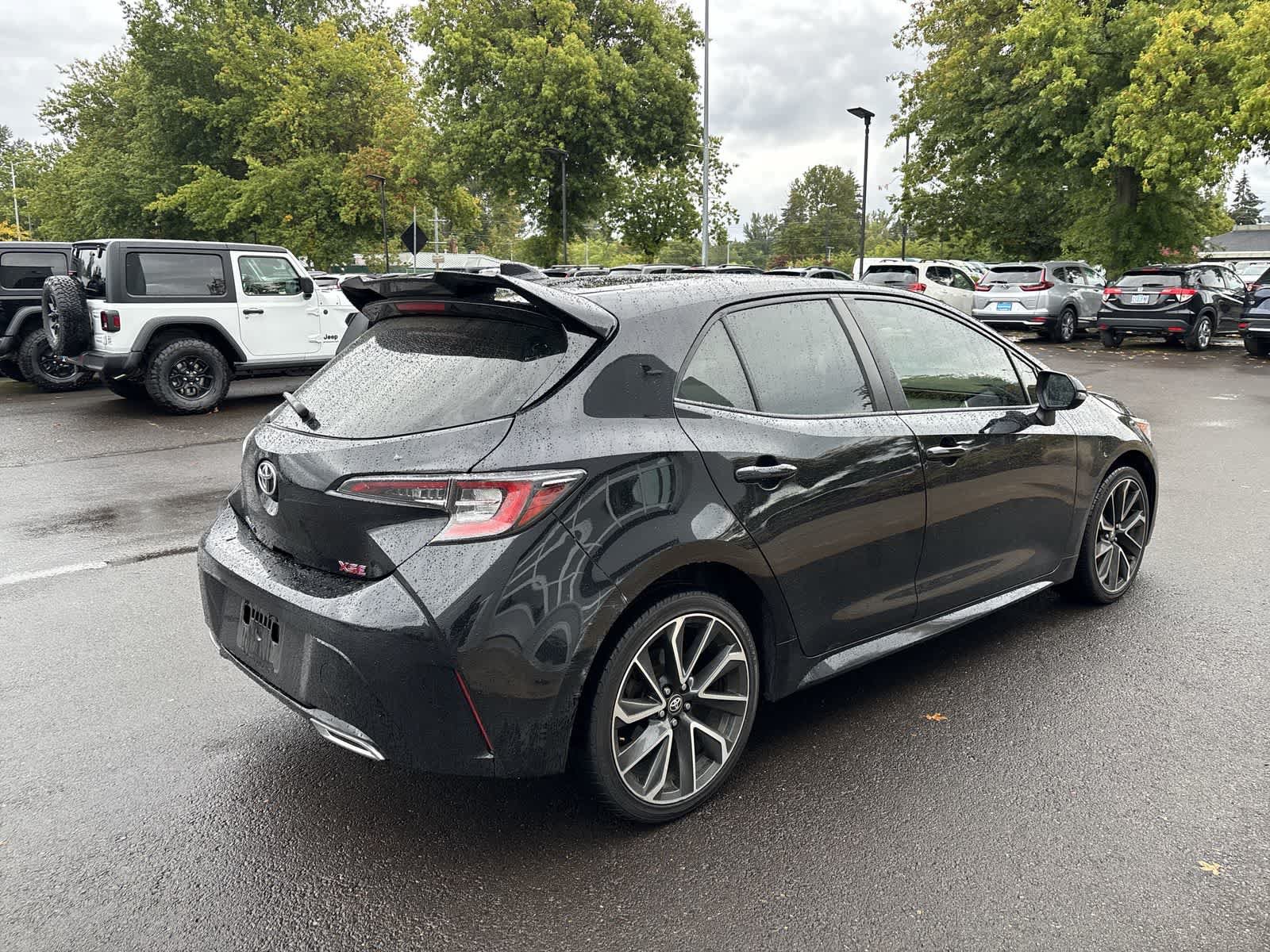 Used 2020 Toyota Corolla XSE FWD image 4