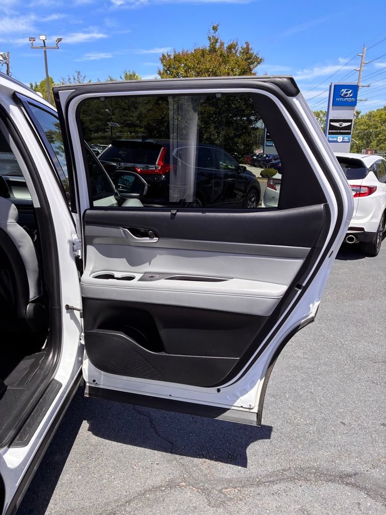 Used 2025 Hyundai Palisade SEL AWD/4WD image 54
