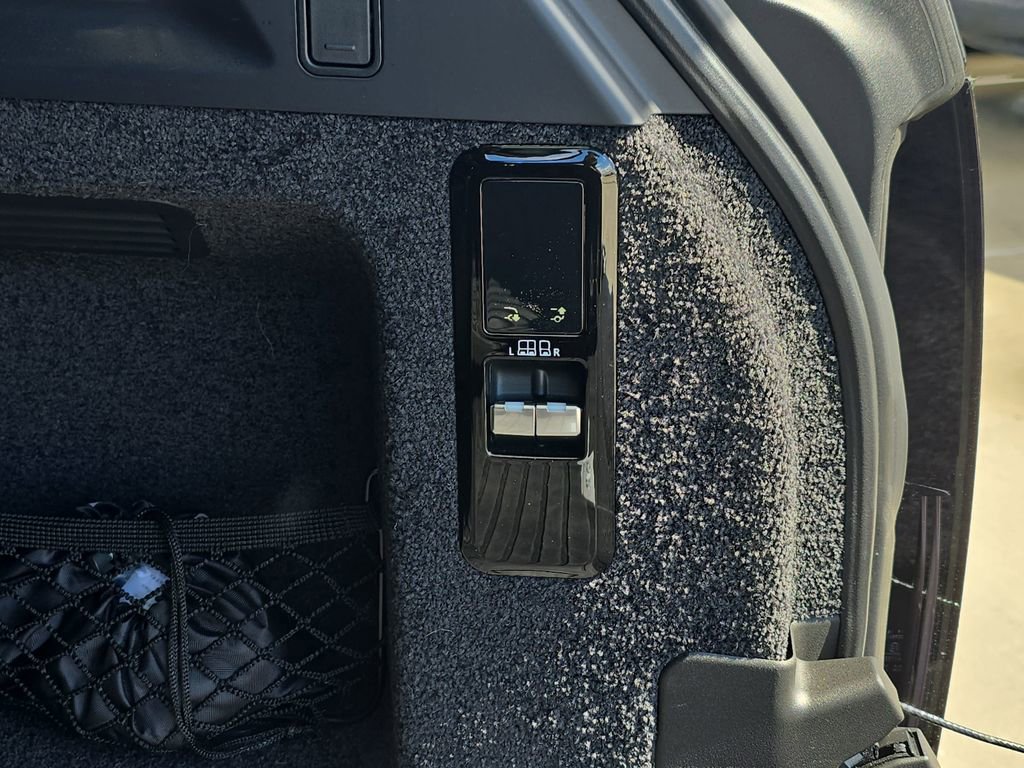 Certified 2023 Land Rover Range Rover SE image 14