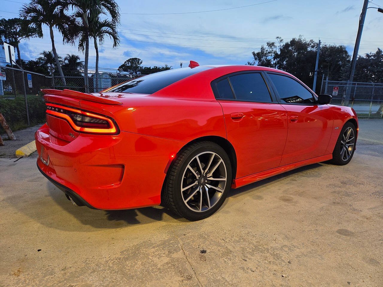 Used 2023 Dodge Charger R/T RWD image 6