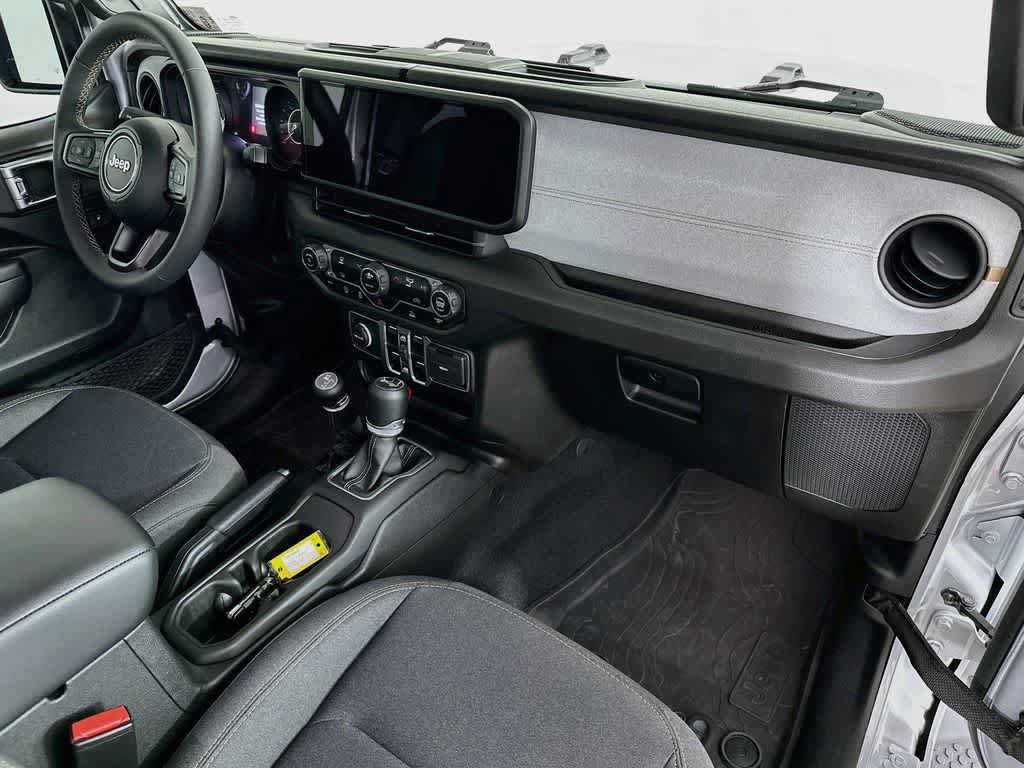 Used 2024 Jeep Wrangler Unlimited Sport AWD/4WD image 30