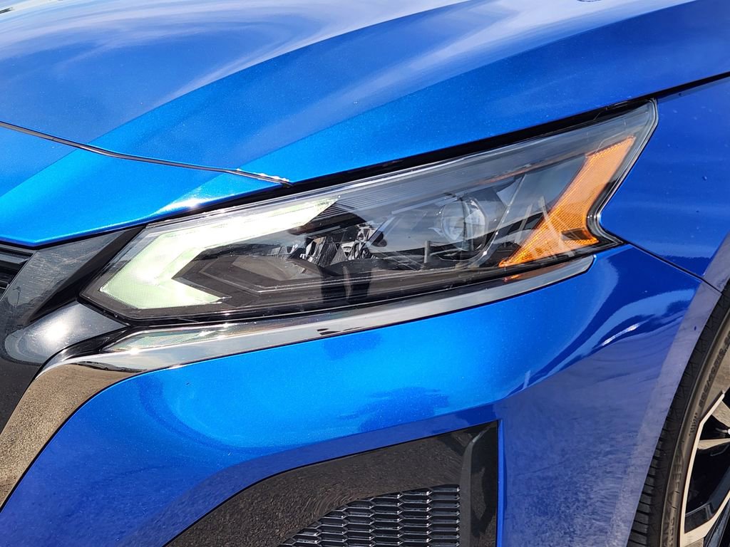 Used 2025 Nissan Altima 2.5 SR image 8