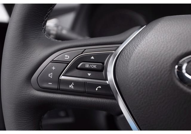 Used 2023 INFINITI Q50 Luxe w/ Cargo Package AWD/4WD image 31