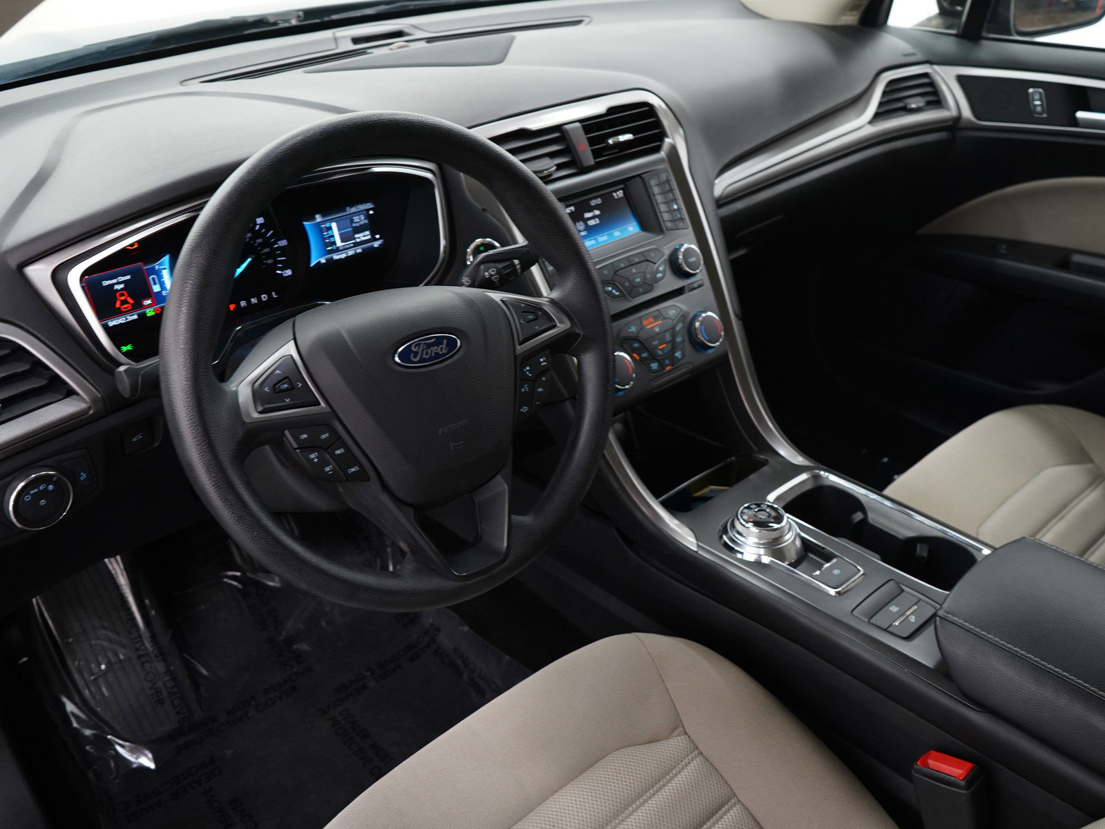 Used 2018 Ford Fusion S image 23