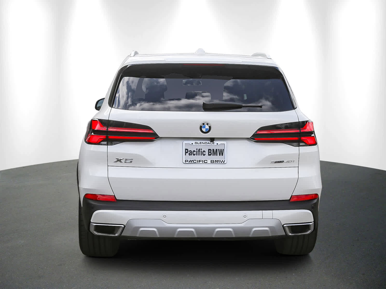 Used 2025 BMW X5 sDrive40i image 5