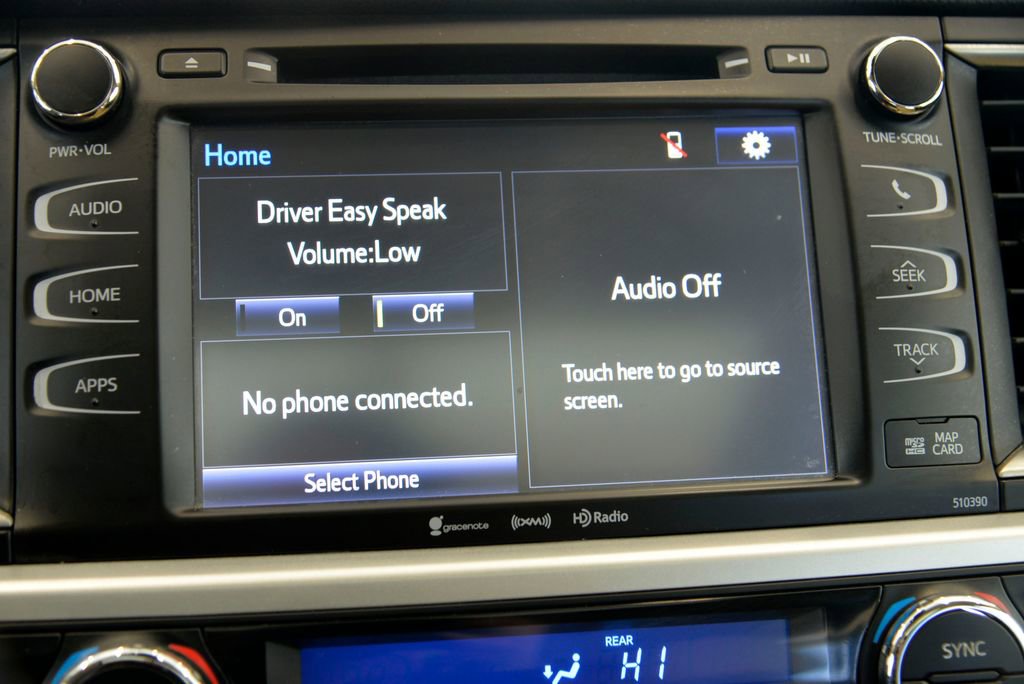 Used 2019 Toyota Highlander XLE image 19