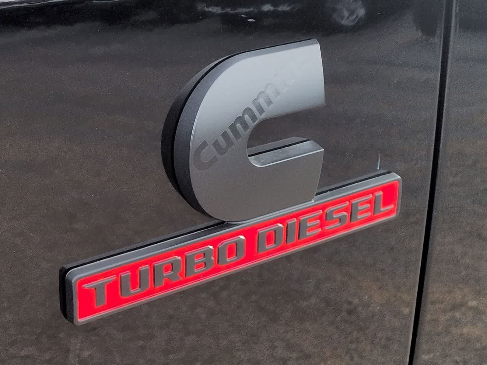 New 2026 RAM 2500 Laramie w/ Night Edition AWD/4WD image 13