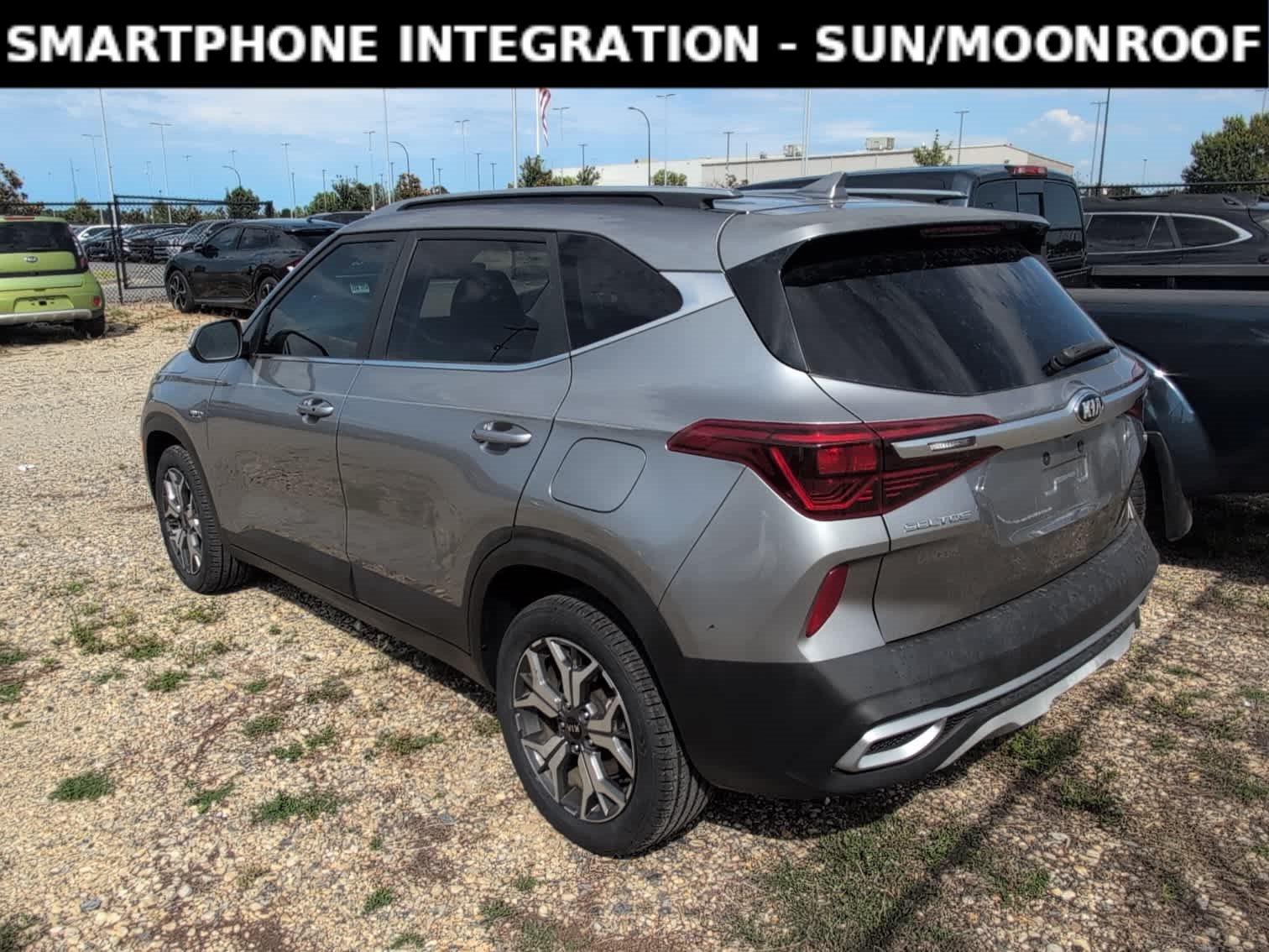 Used 2021 Kia Seltos EX AWD/4WD image 5