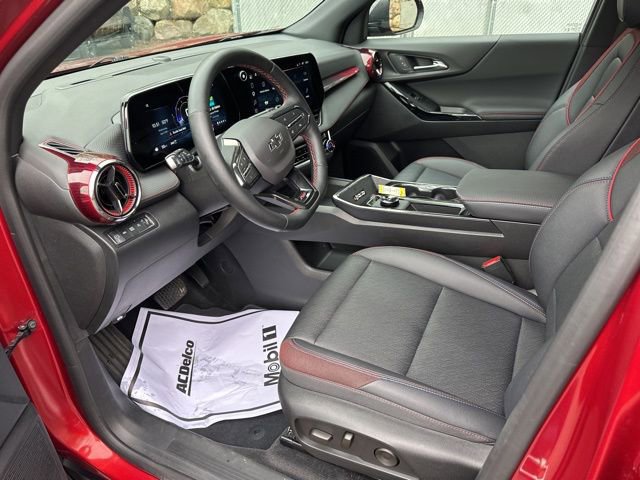 Used 2025 Chevrolet Equinox RS w/ Safety and Technology Package AWD/4WD image 14