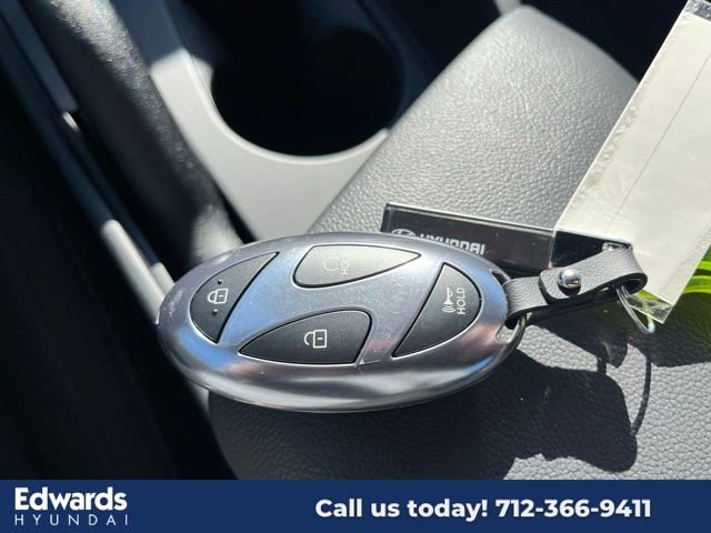 New 2025 Hyundai Elantra Sport image 32