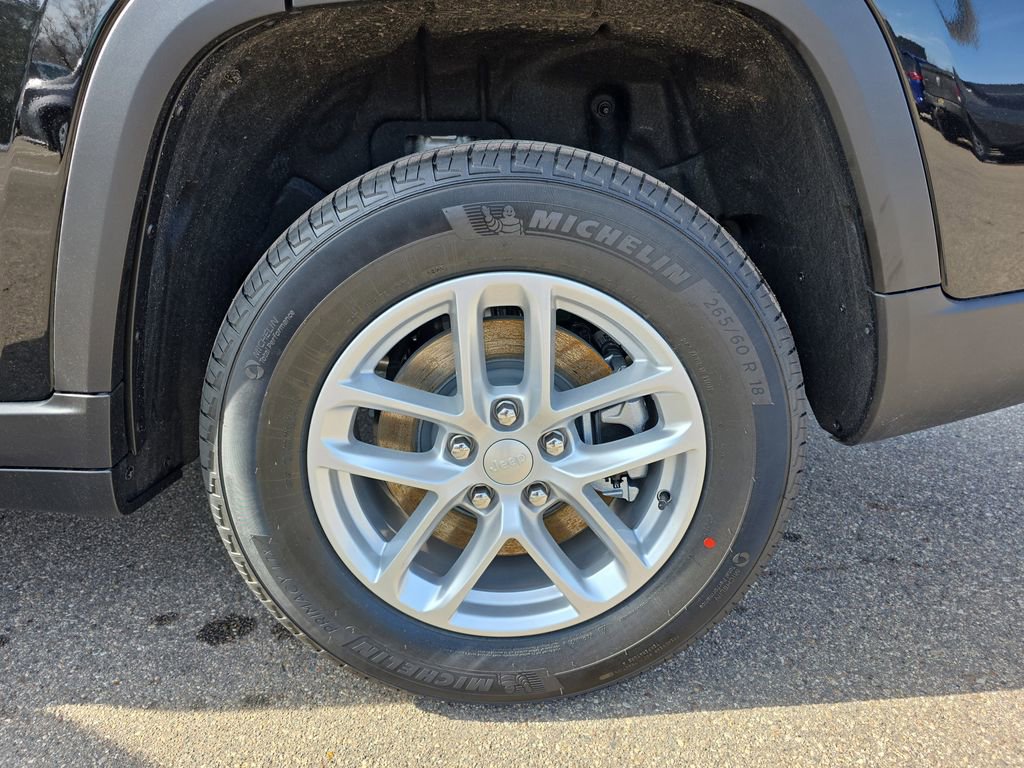 New 2026 Jeep Grand Cherokee L 4WD image 35