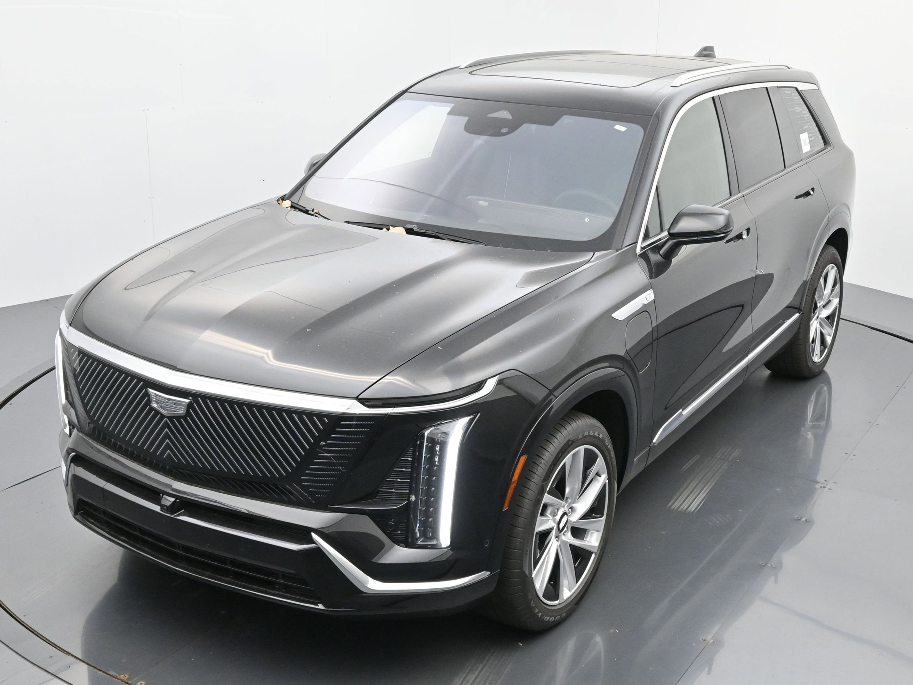 New 2026 Cadillac Vistiq Luxury w/ LPO, Floor Liner Package image 23