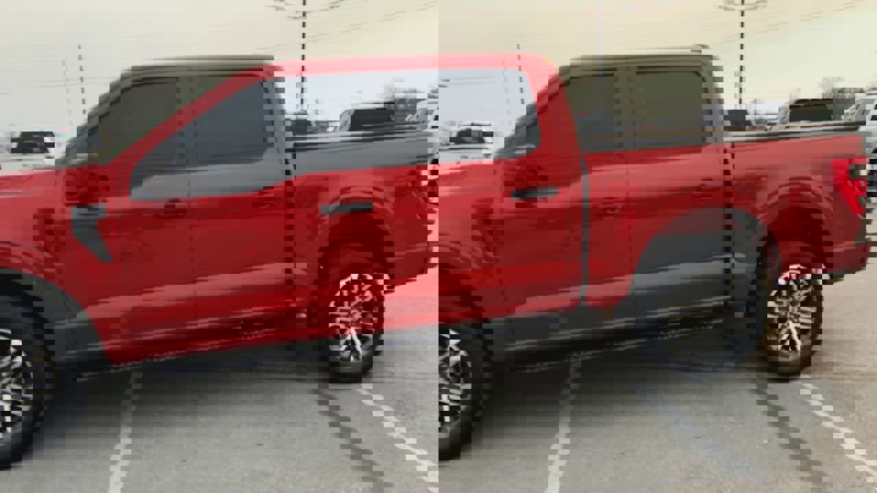 Used 2023 Ford F150 XL w/ STX Appearance Package image 4