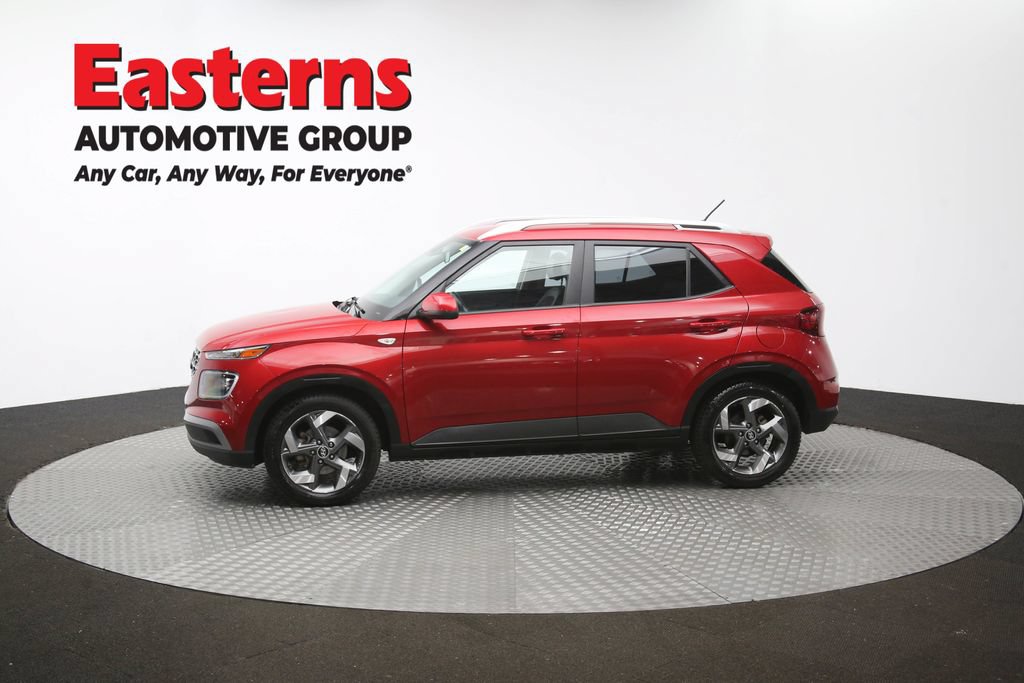 Used 2023 Hyundai Venue Limited FWD image 59