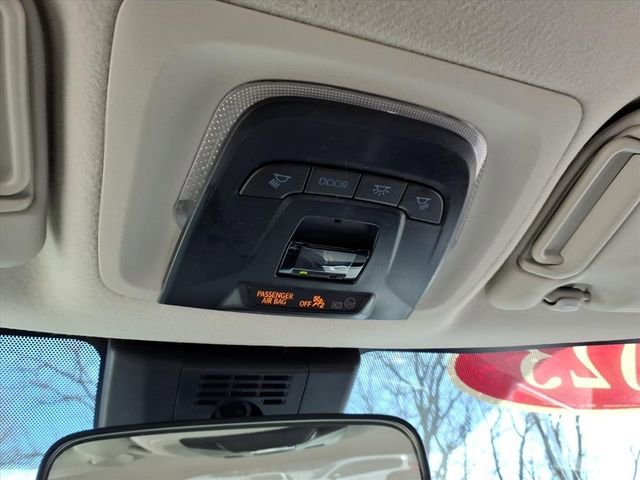 Certified 2023 Toyota Corolla LE image 28