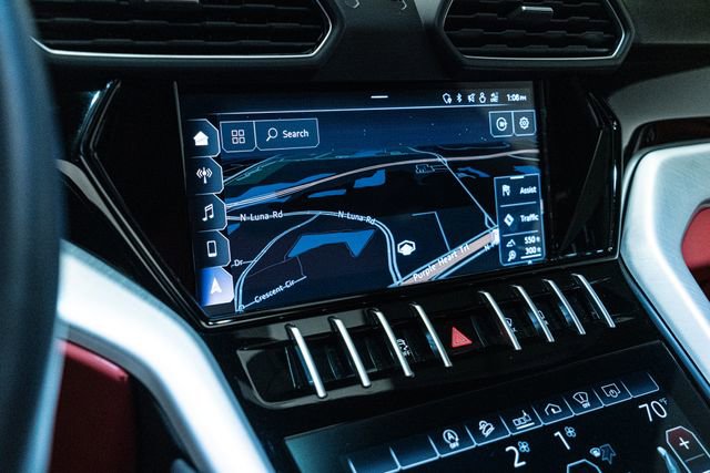 Used 2020 Lamborghini Urus image 27