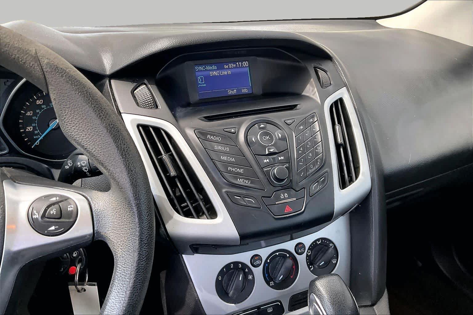 Used 2014 Ford Focus SE FWD image 7