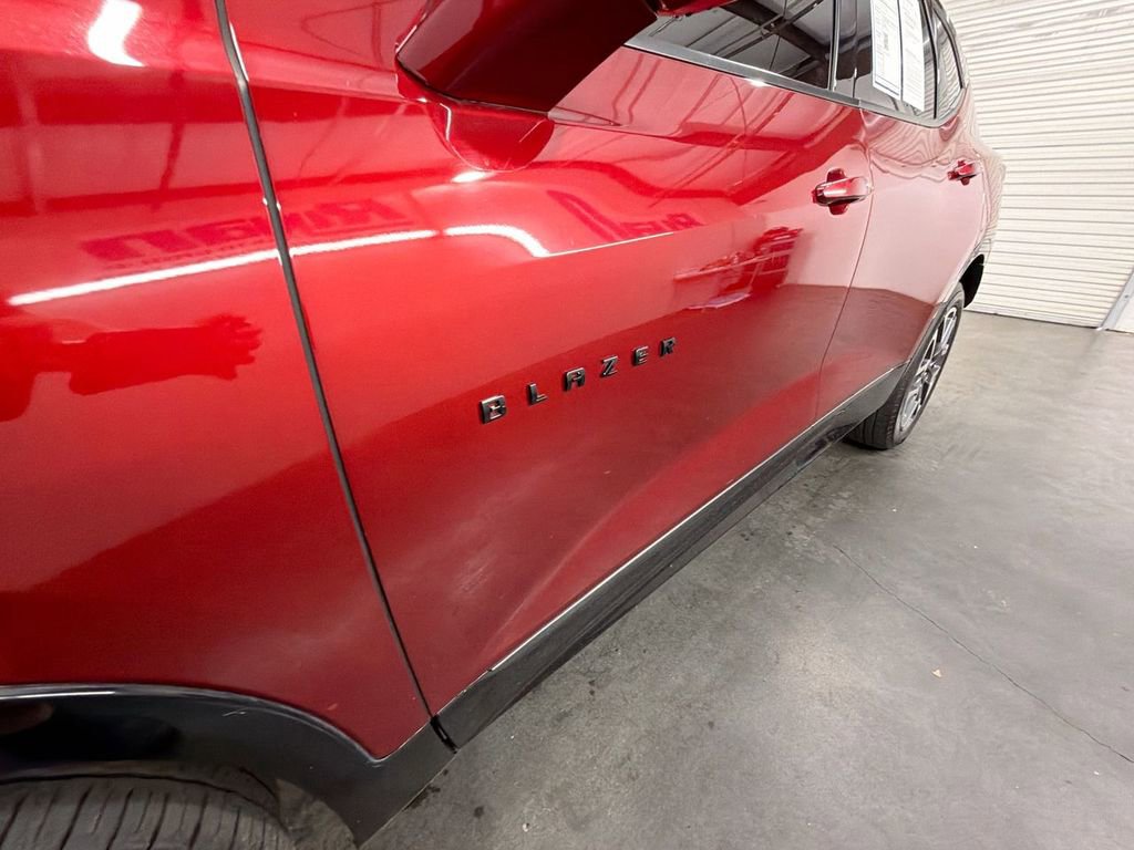 Used 2023 Chevrolet Blazer RS w/ Enhanced Convenience Package FWD image 32
