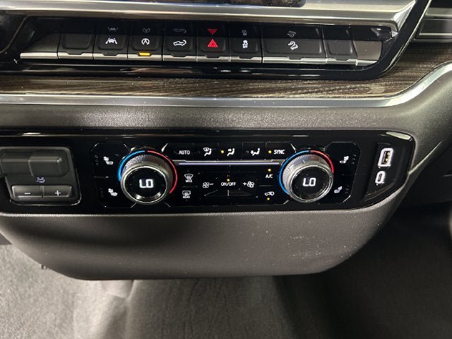 Used 2023 Chevrolet Silverado 1500 LT Trail Boss w/ Protection Package AWD/4WD image 19