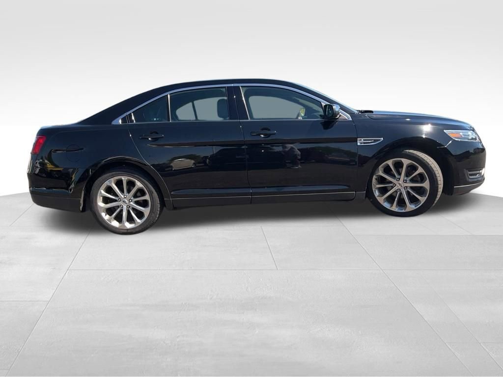 Used 2018 Ford Taurus Limited FWD image 7