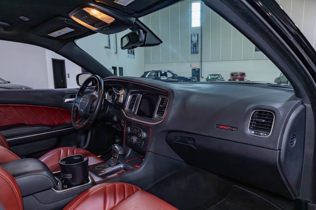Used 2020 Dodge Charger Scat Pack RWD image 29