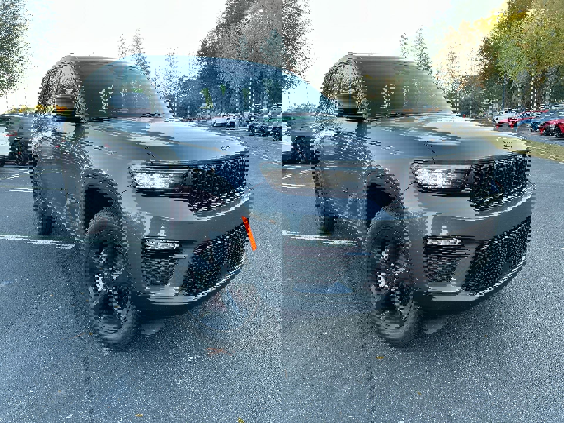 Used 2025 Jeep Grand Cherokee Limited image 2