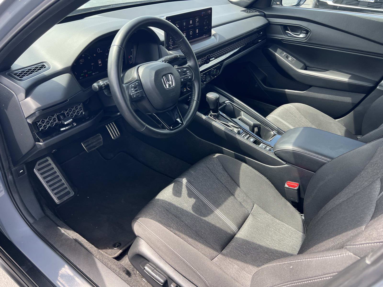 Used 2023 Honda Accord Sport image 5