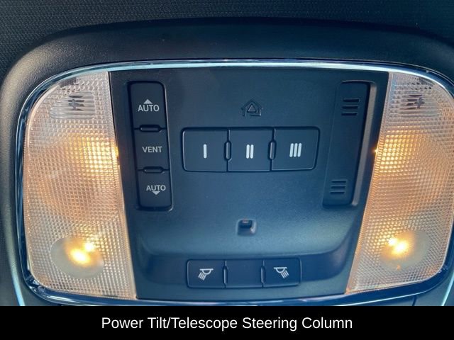 Used 2017 Dodge Charger R/T image 18