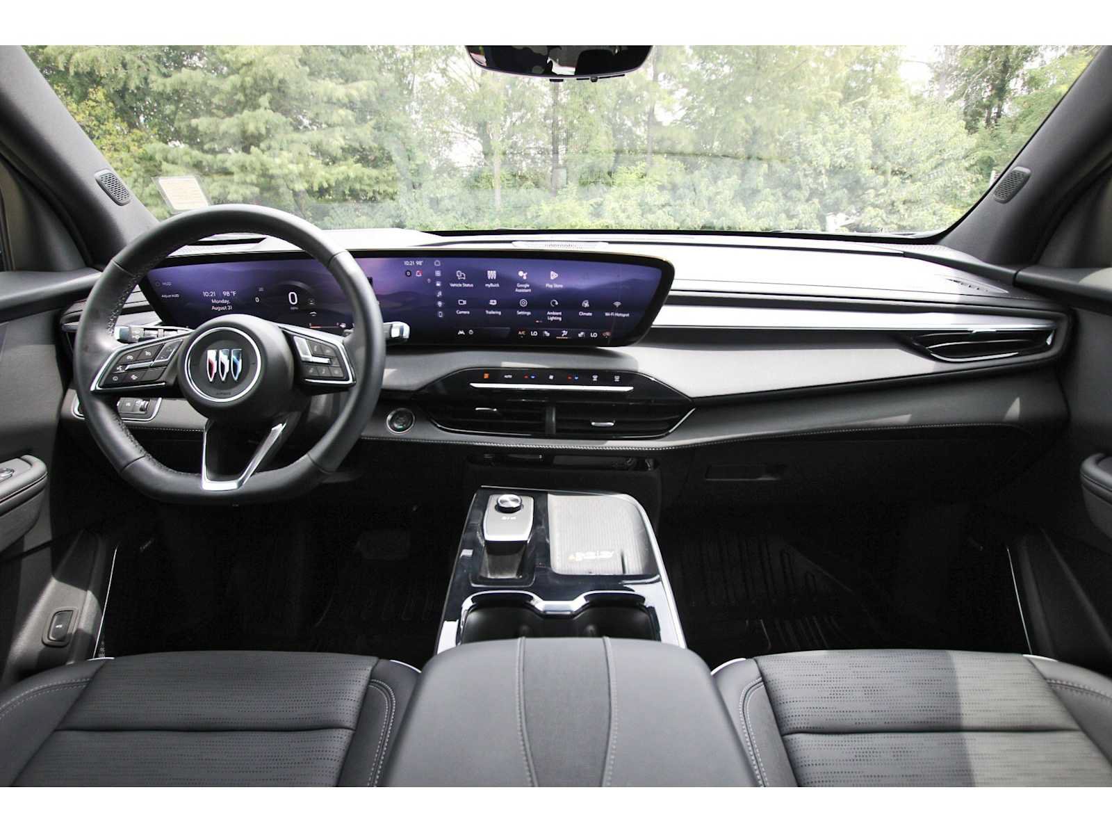 Used 2026 Buick Enclave Sport Touring w/ Power Package FWD image 7