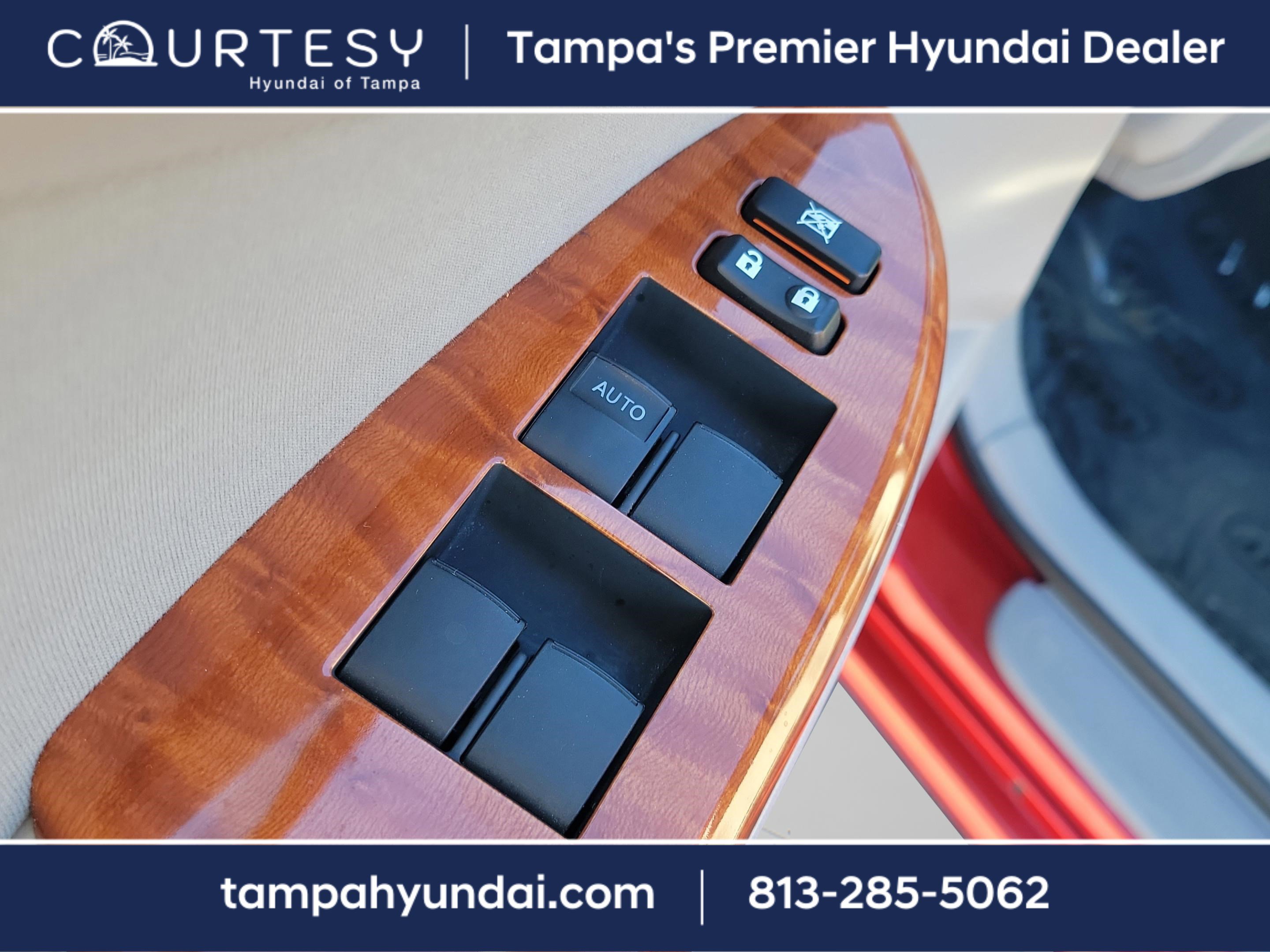 Used 2009 Toyota Corolla LE image 28