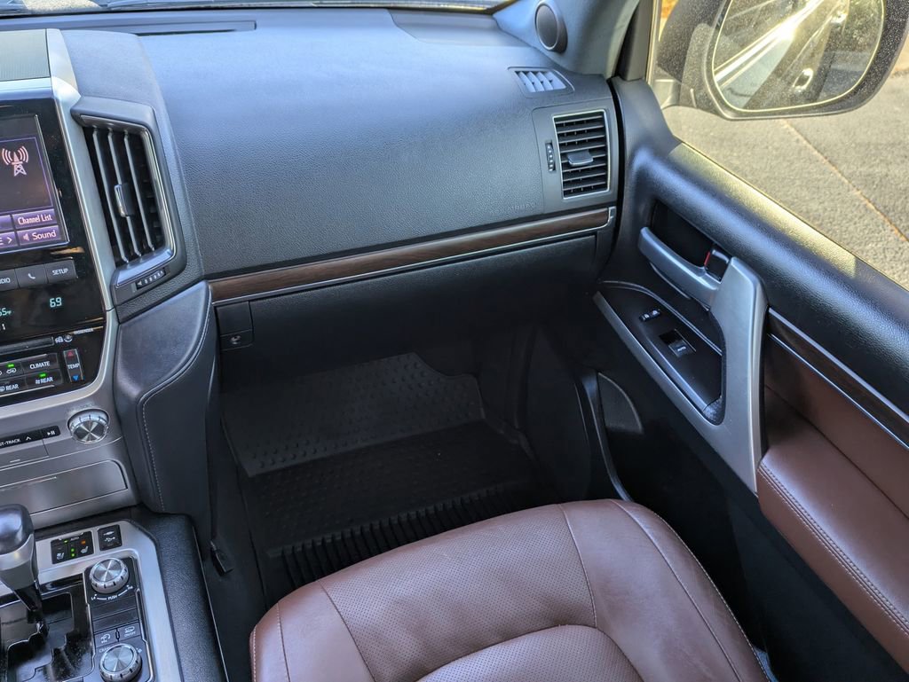 Certified 2020 Toyota Land Cruiser AWD/4WD image 18