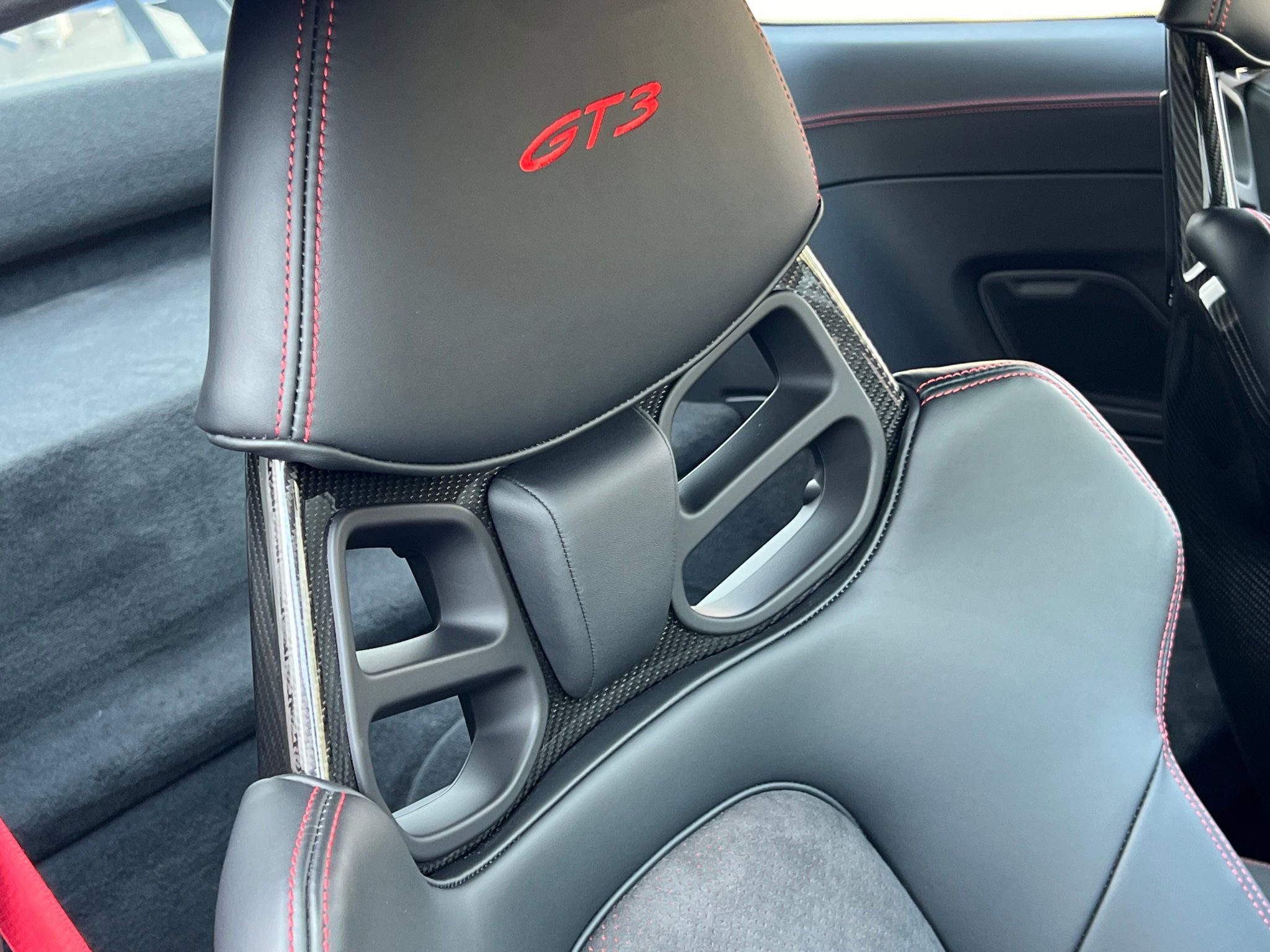 Used 2022 Porsche 911 GT3 image 30